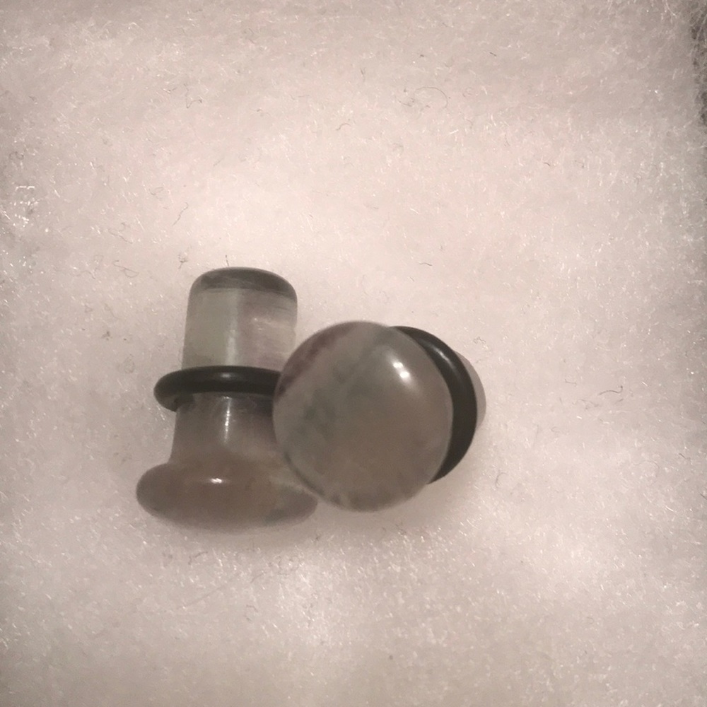 0 single flare stone plugs (pair)